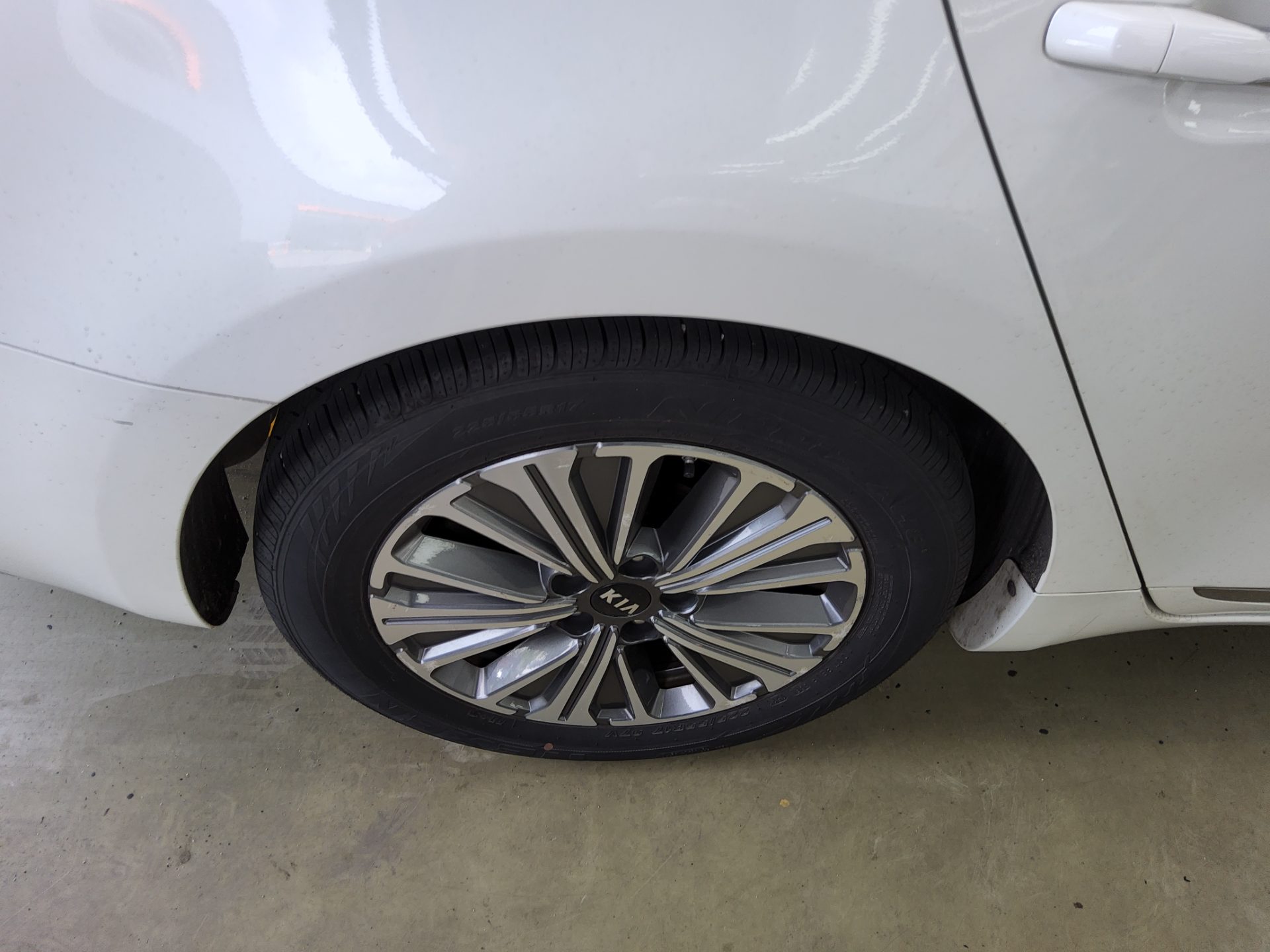 2019 - kia k7