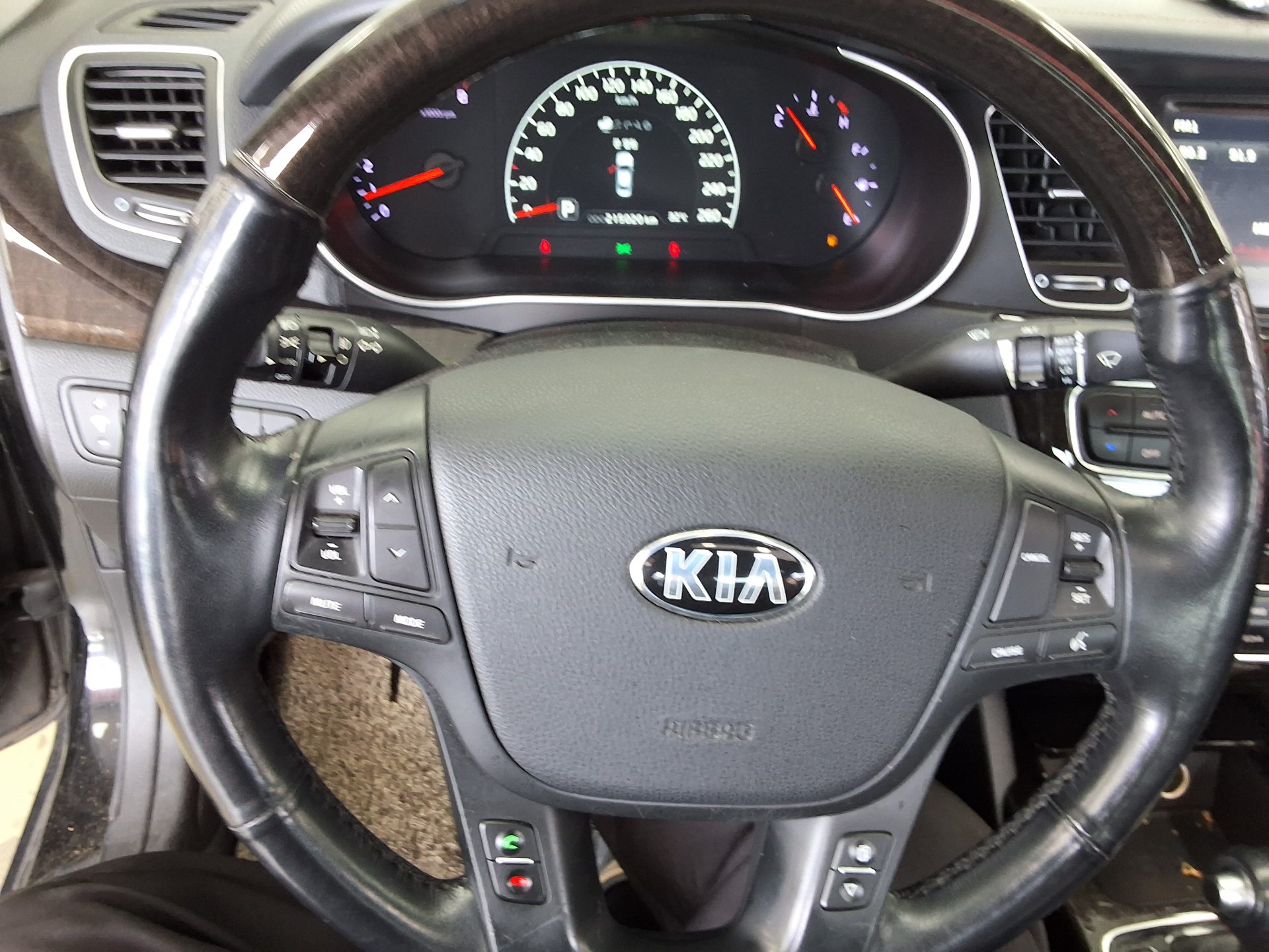2013 - kia k7