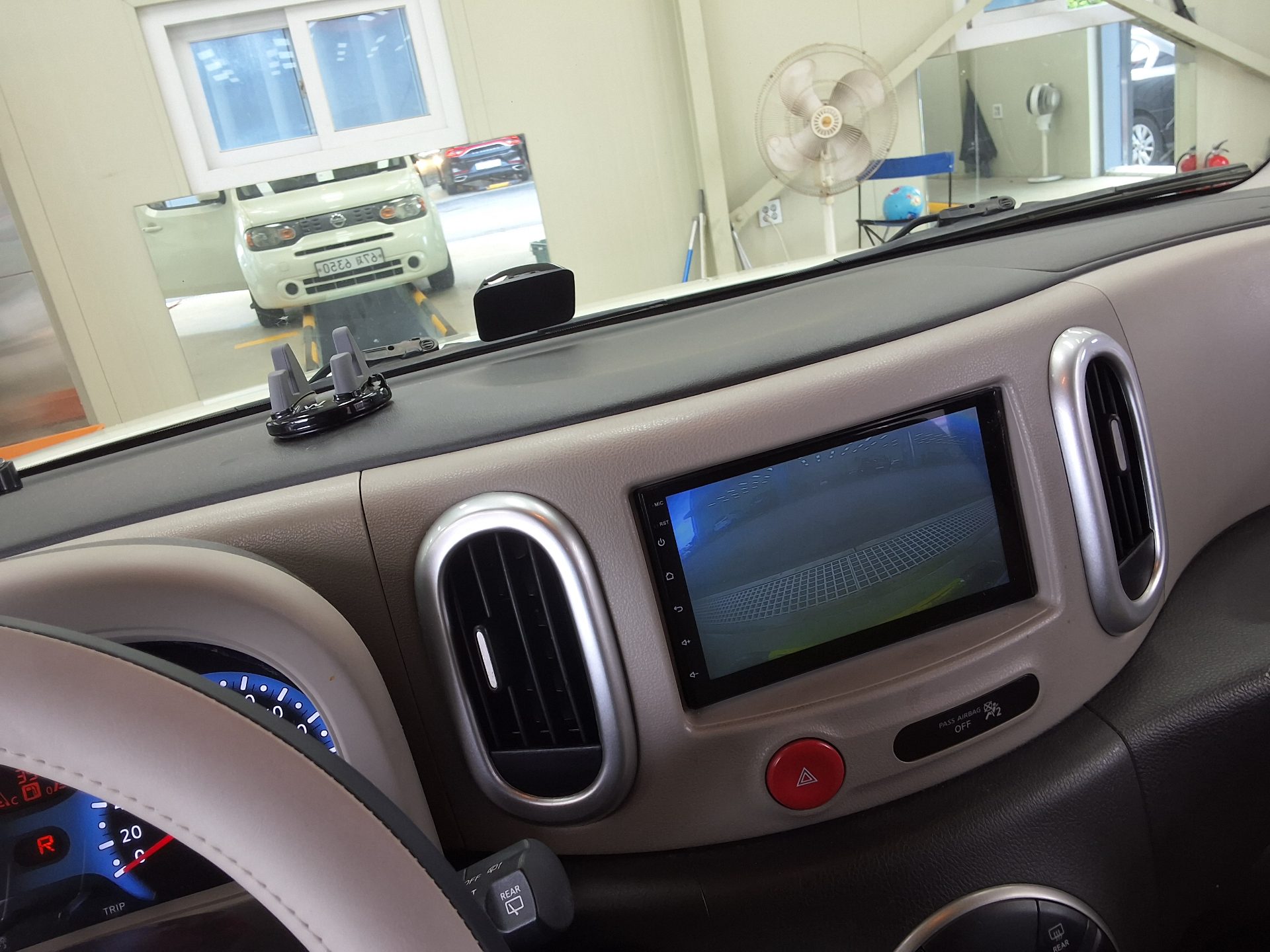 2011 - nissan cube