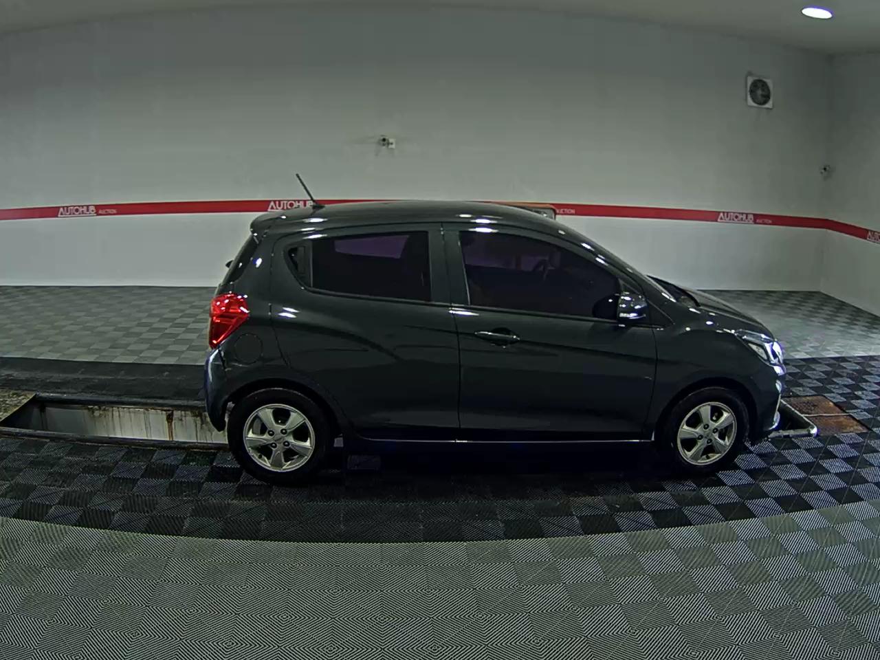 2019 - chevrolet spark