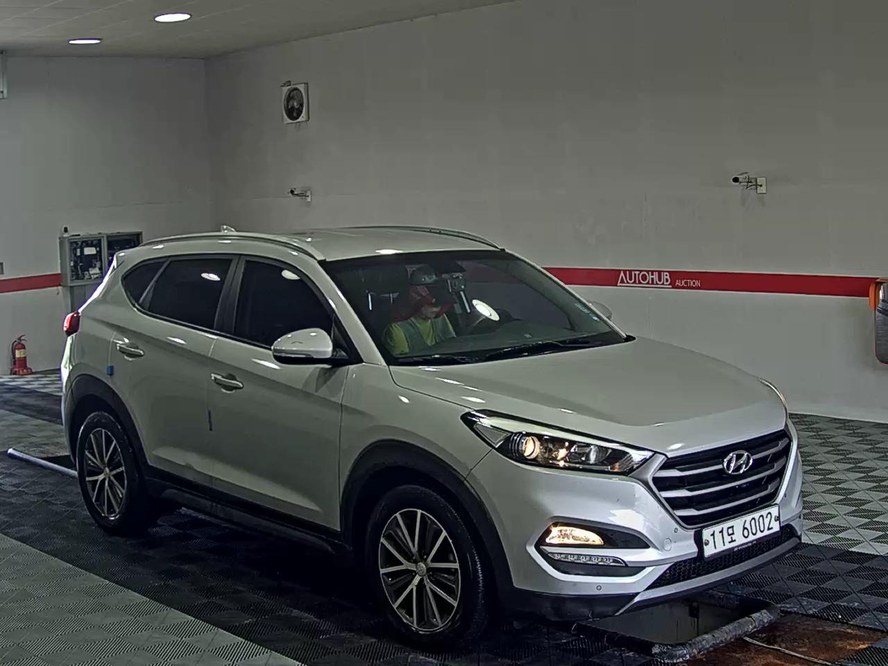 2016 - hyundai tucson