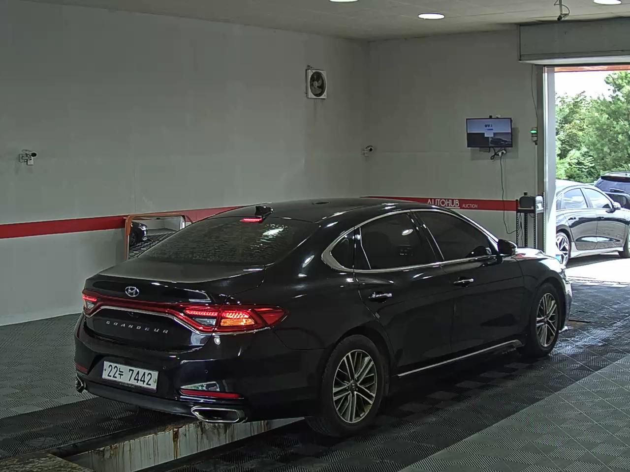 2019 - hyundai grandeur