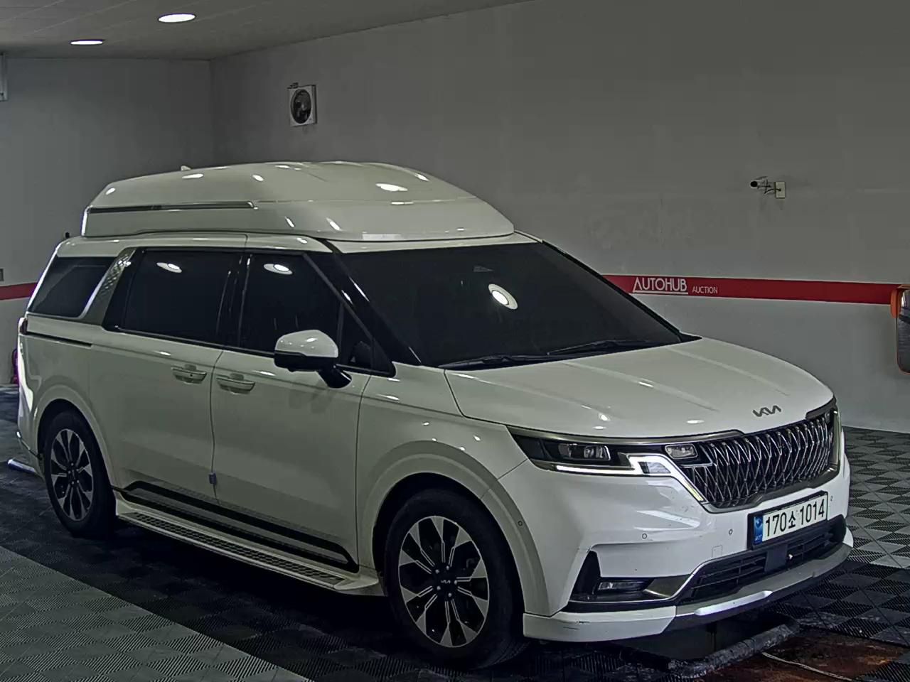 2022 - kia carnival