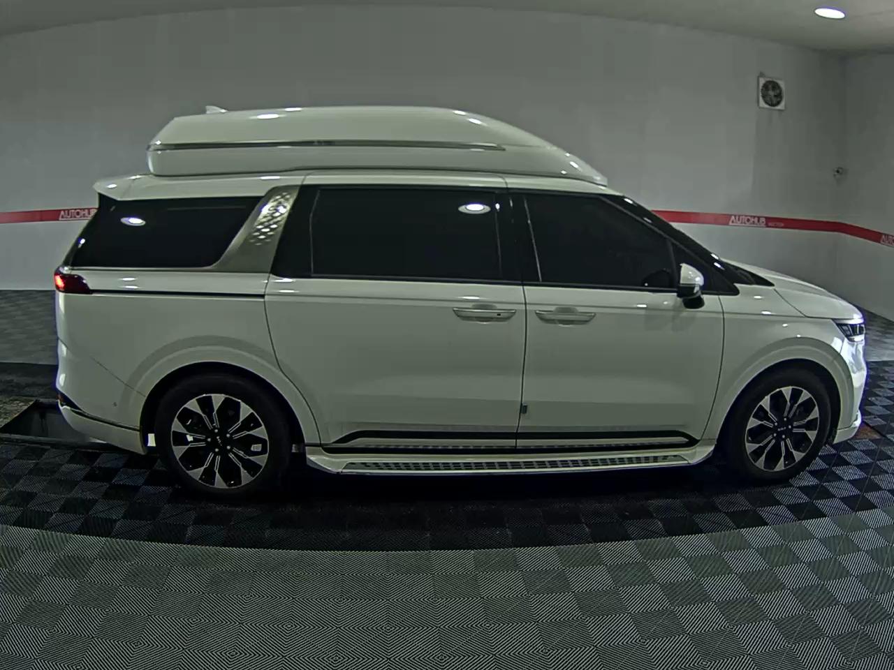 2022 - kia carnival