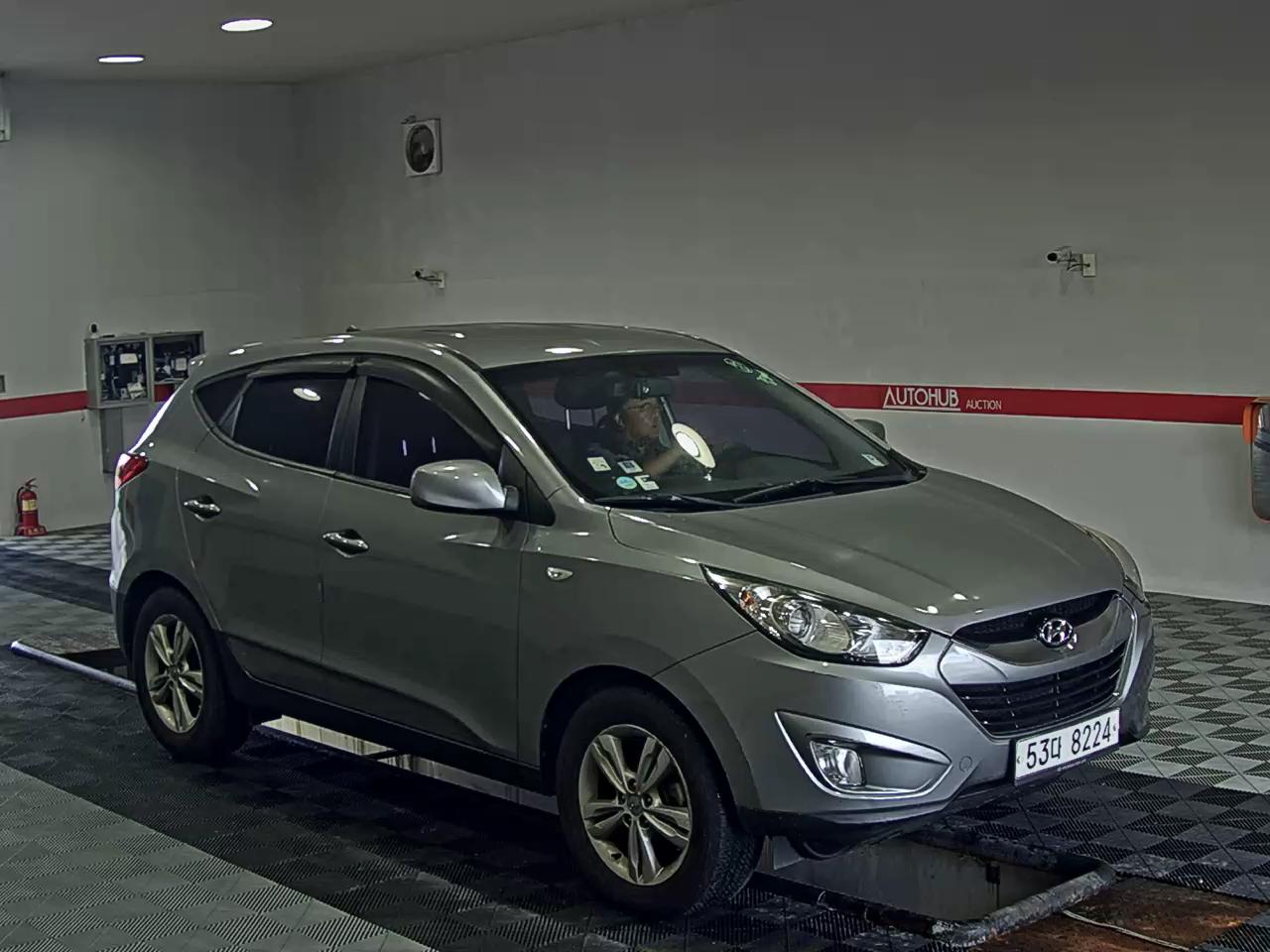 2012 - hyundai tucson