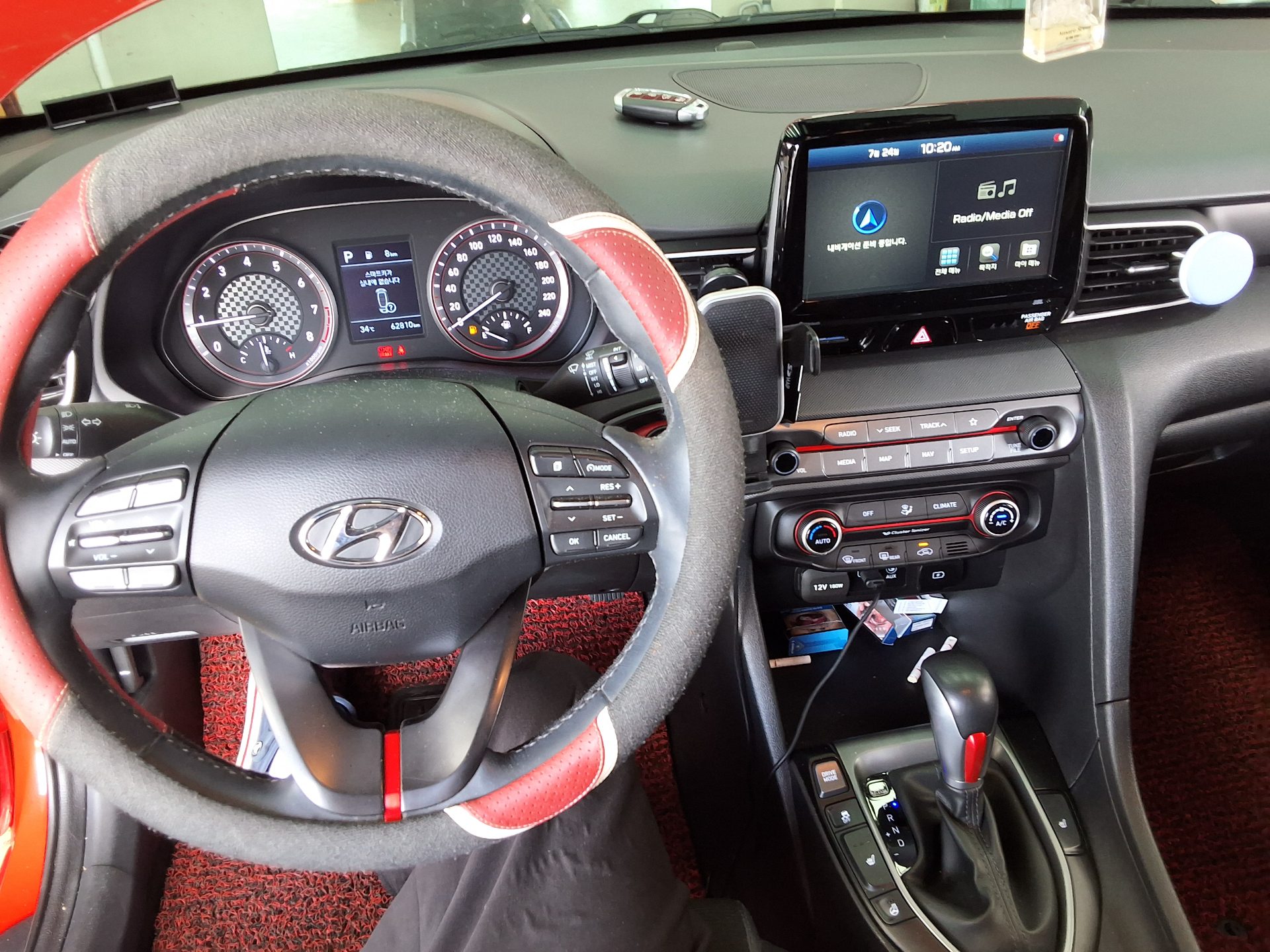 2019 - hyundai veloster