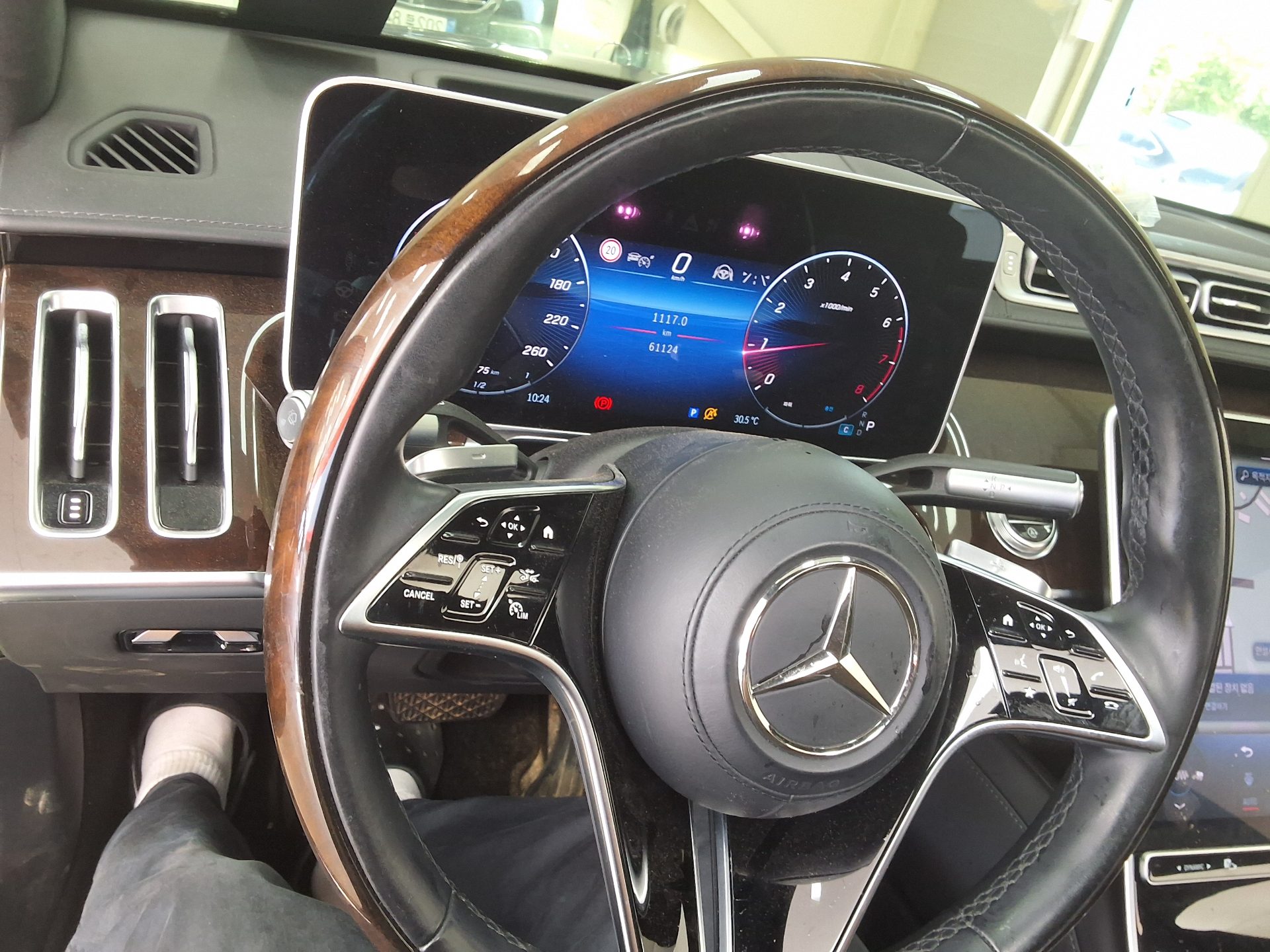 2021 - mercedes-benz s580l