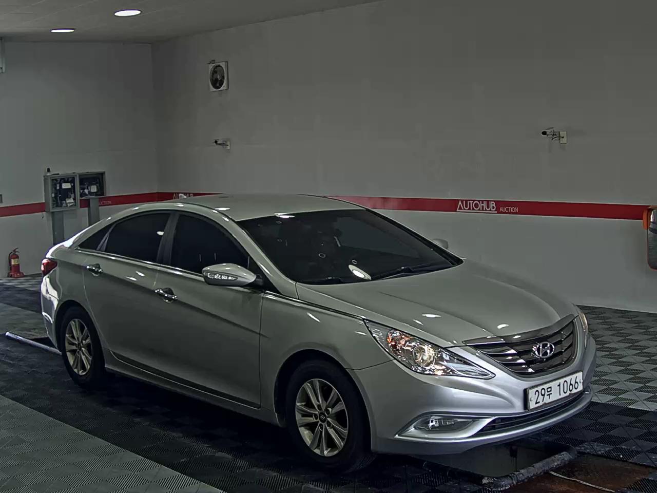 2010 - hyundai sonata