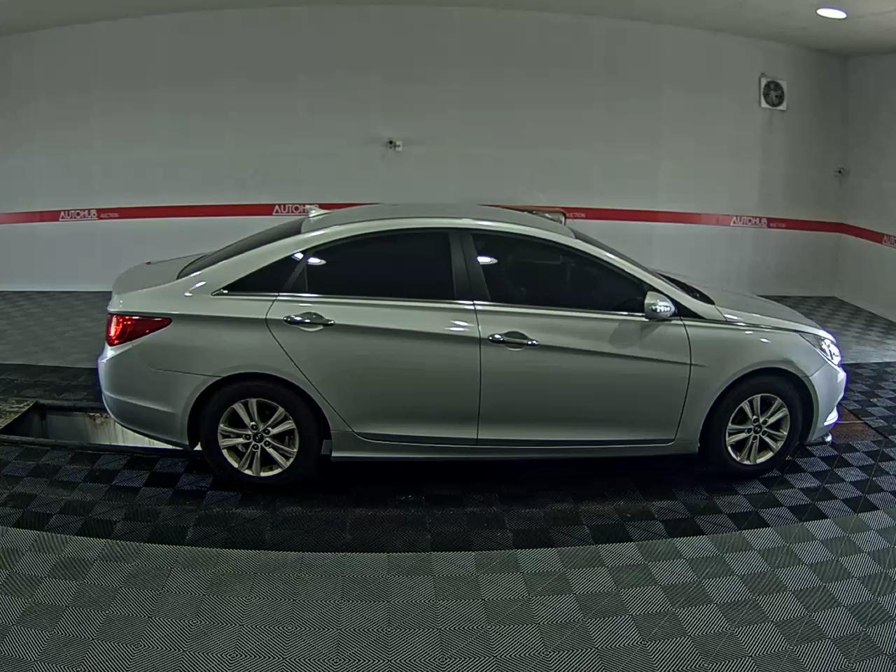 2010 - hyundai sonata