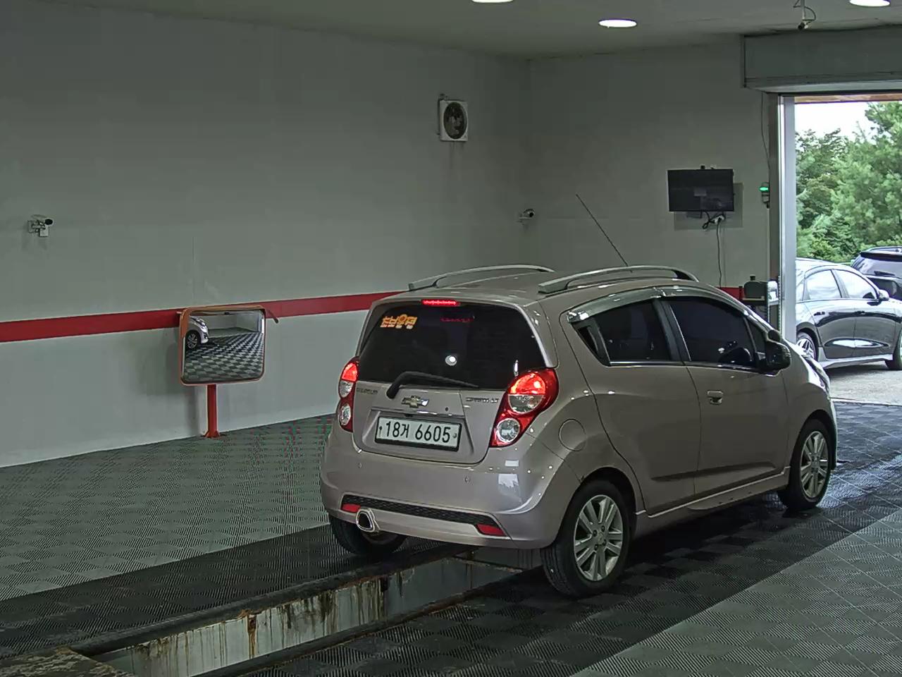 2013 - chevrolet spark