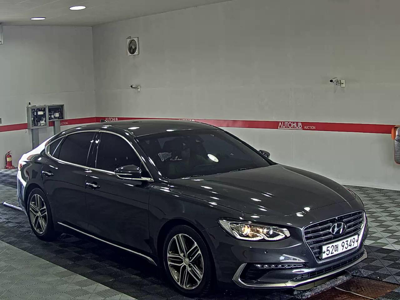 2018 - hyundai grandeur