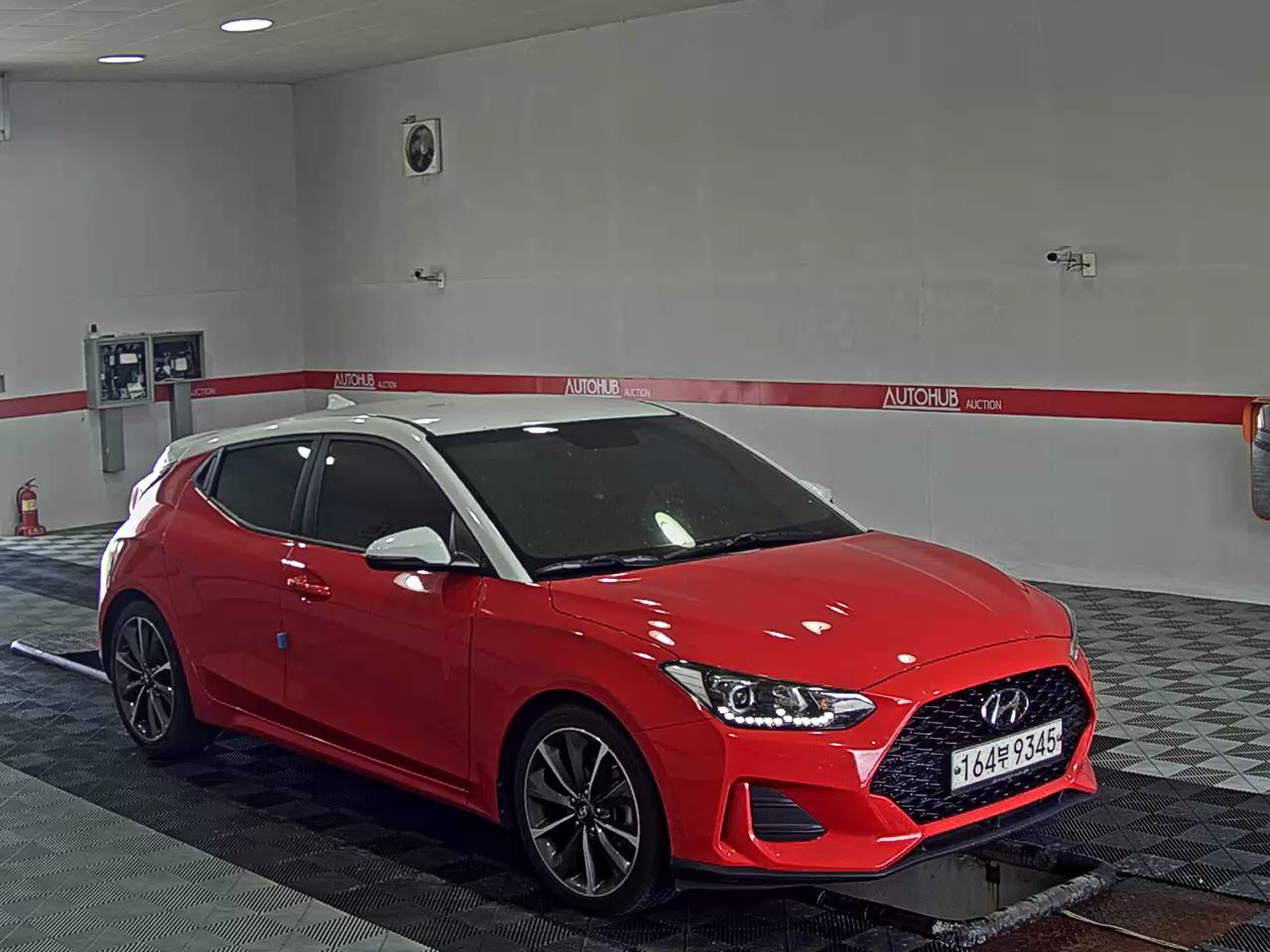 2019 - hyundai veloster