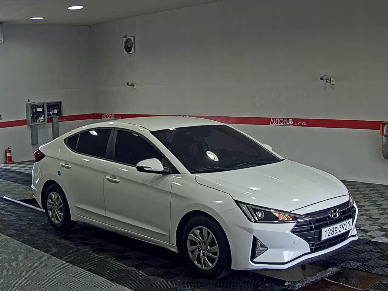 2020 - hyundai avante