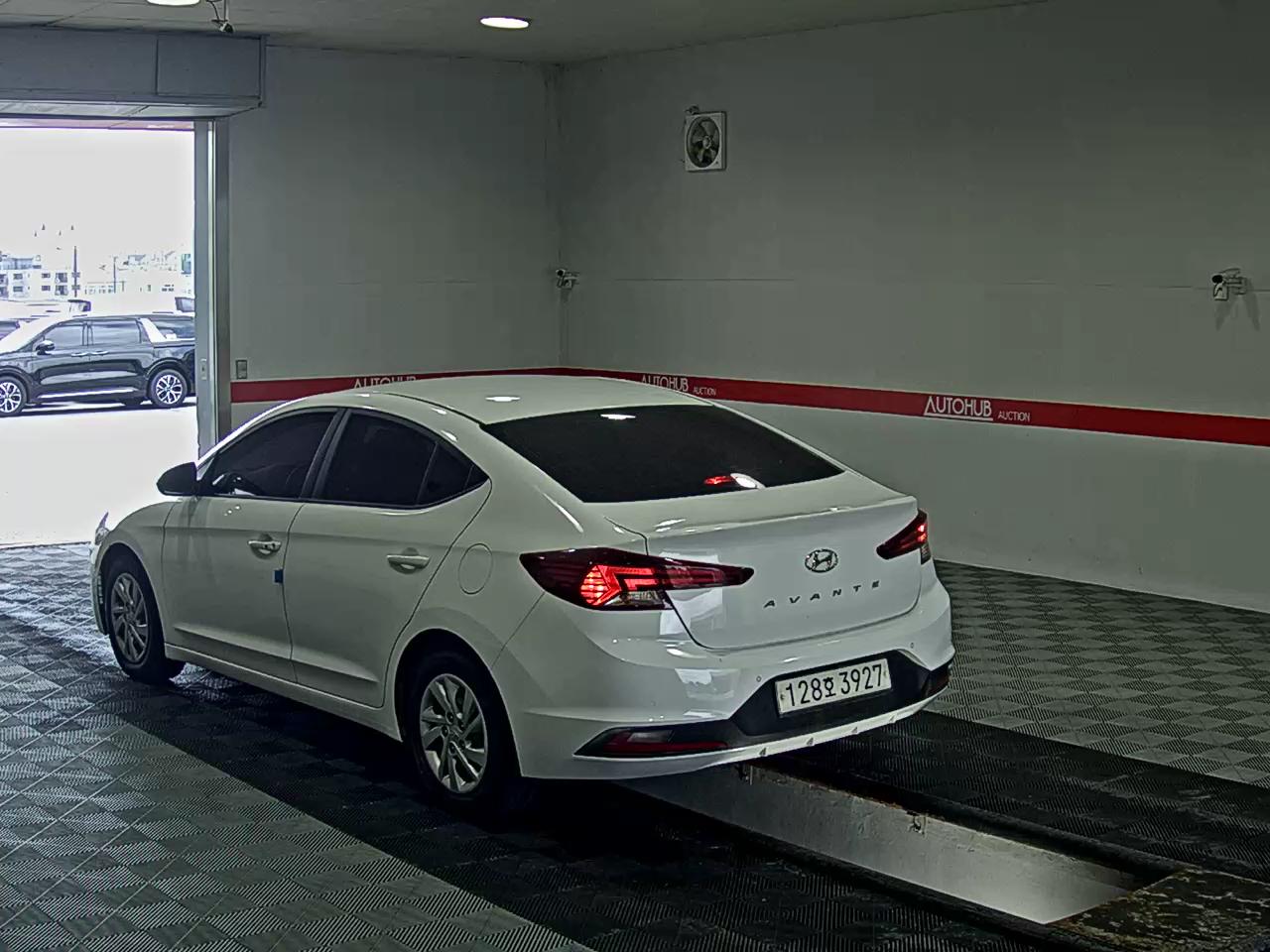 2020 - hyundai avante