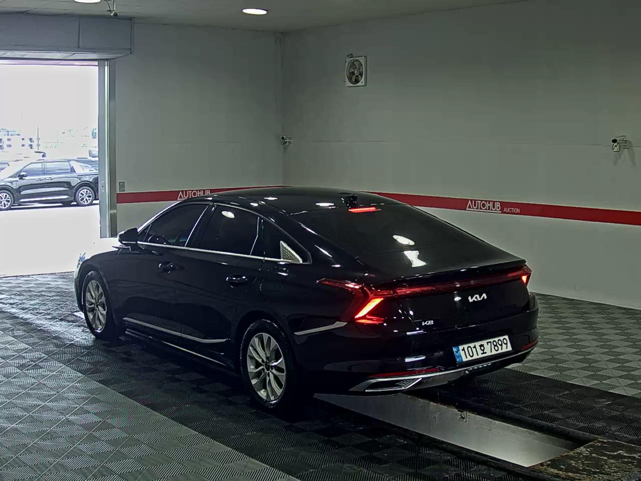 2022 - kia k8