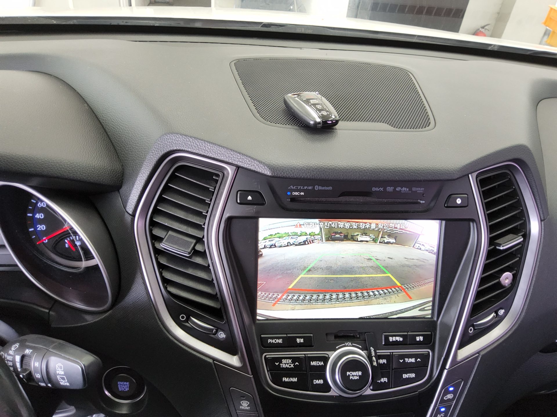 2014 - hyundai santa fe