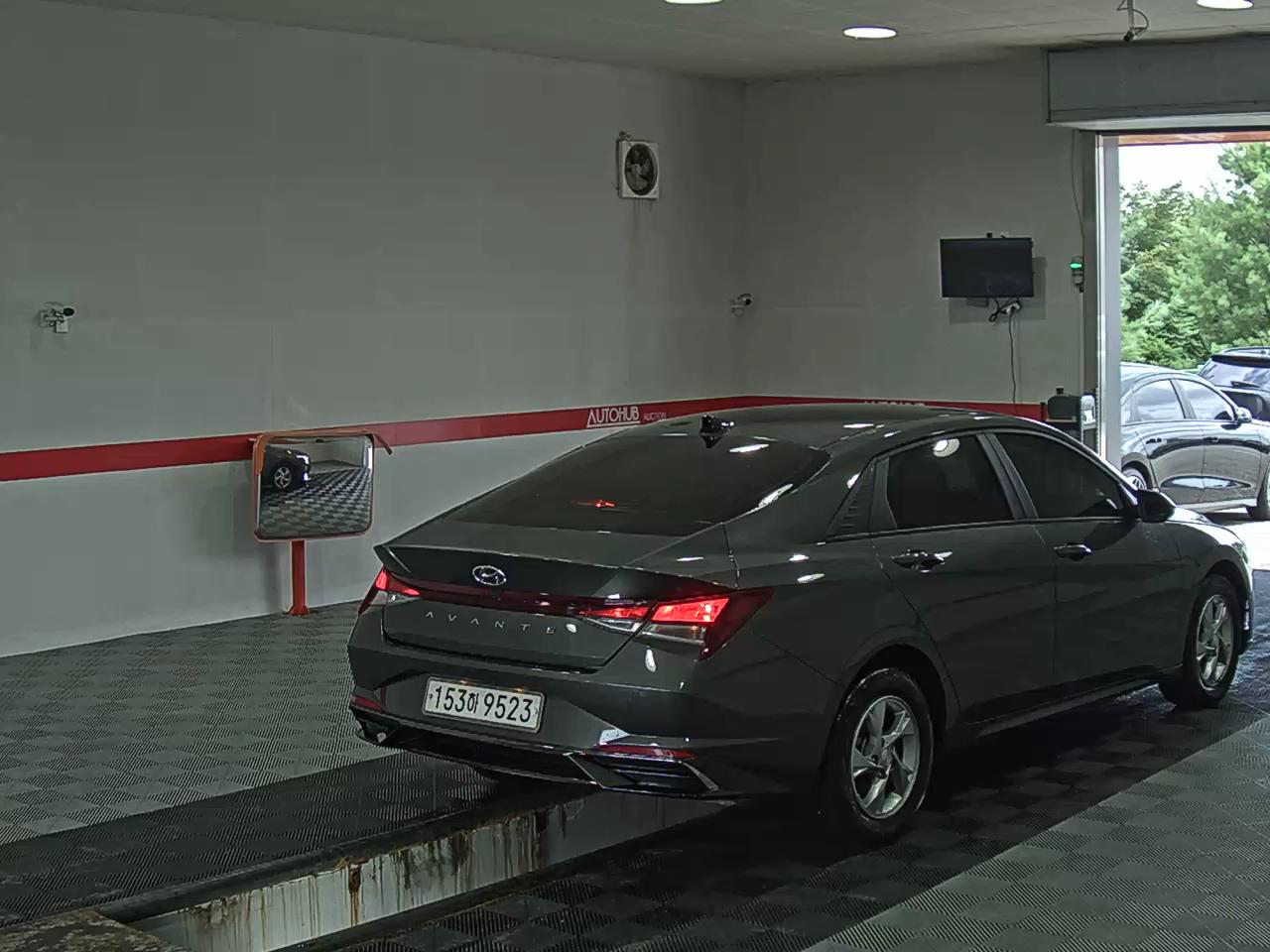 2021 - hyundai avante