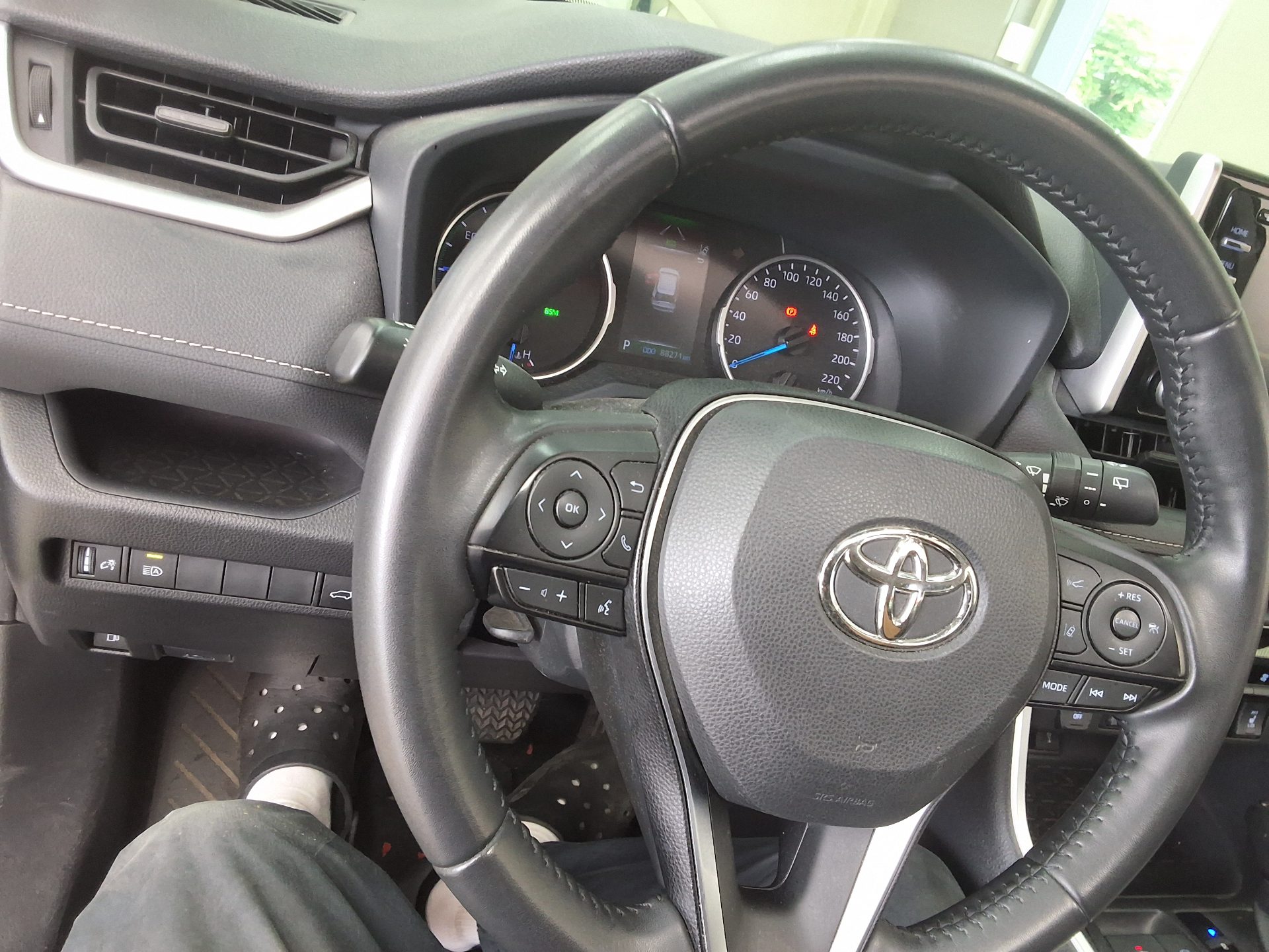 2022 - toyota rav4