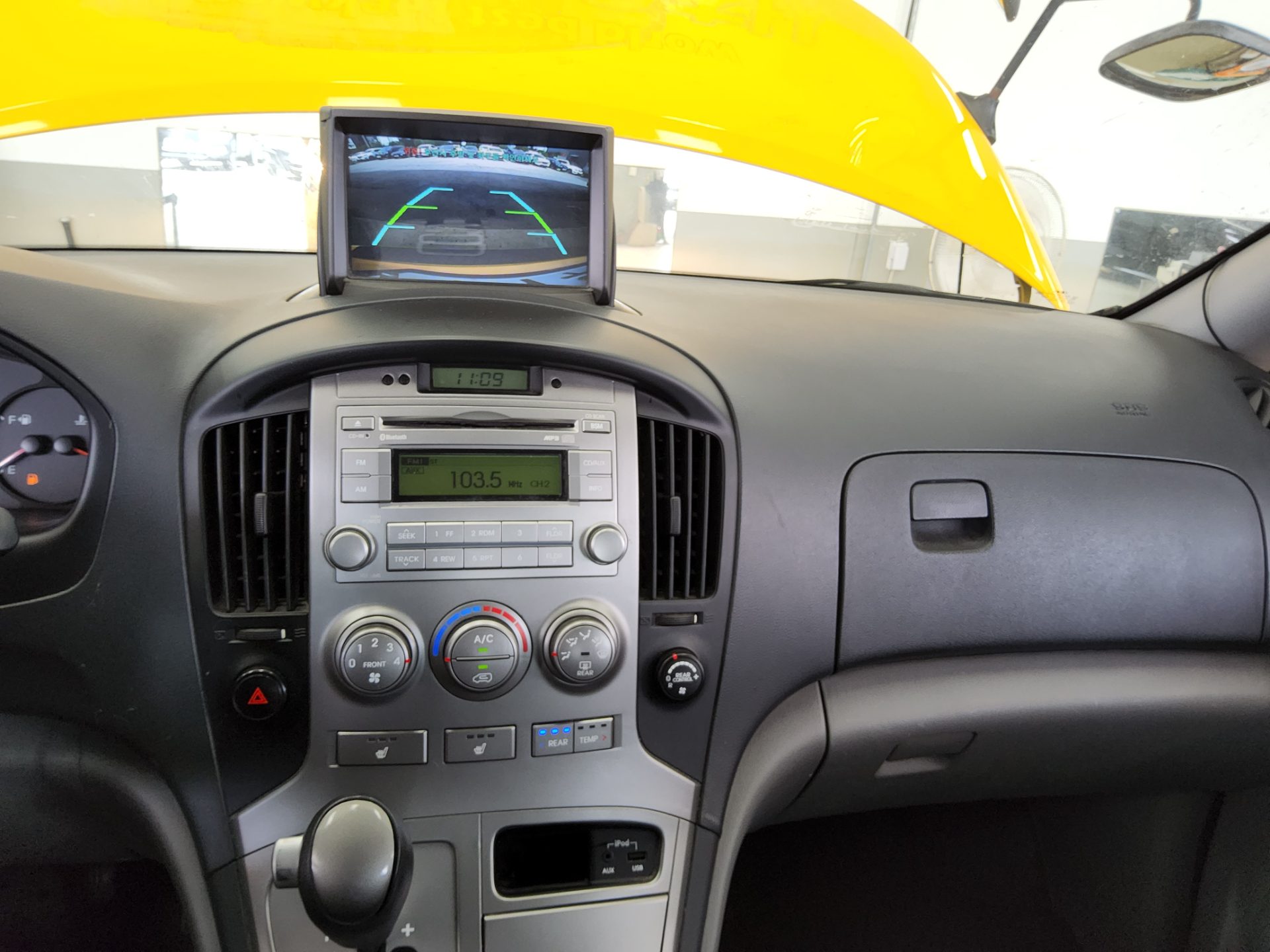 2015 - hyundai grand starex