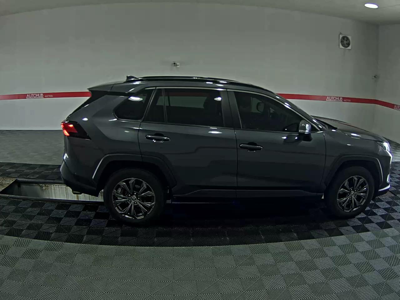 2022 - toyota rav4