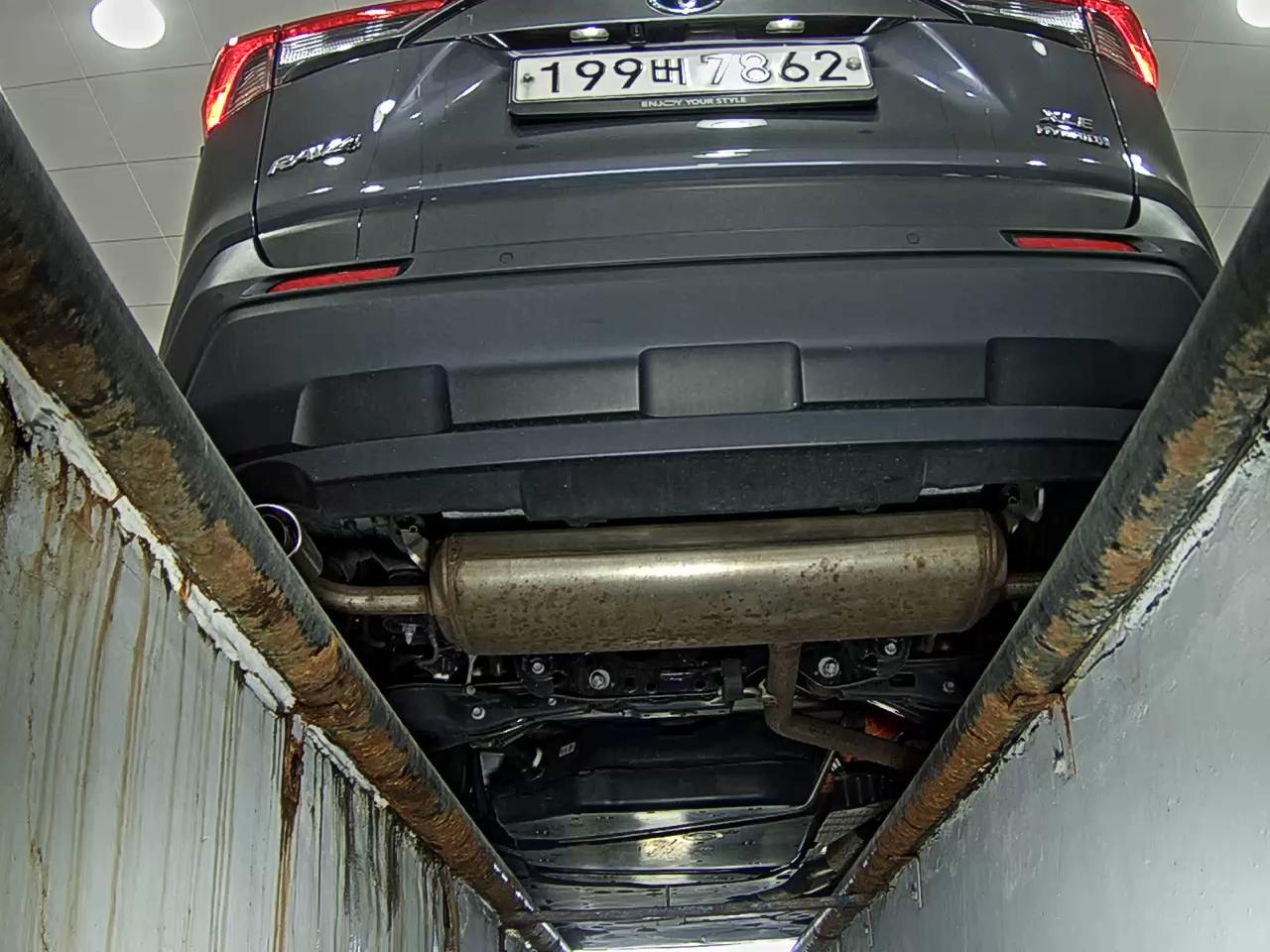 2022 - toyota rav4