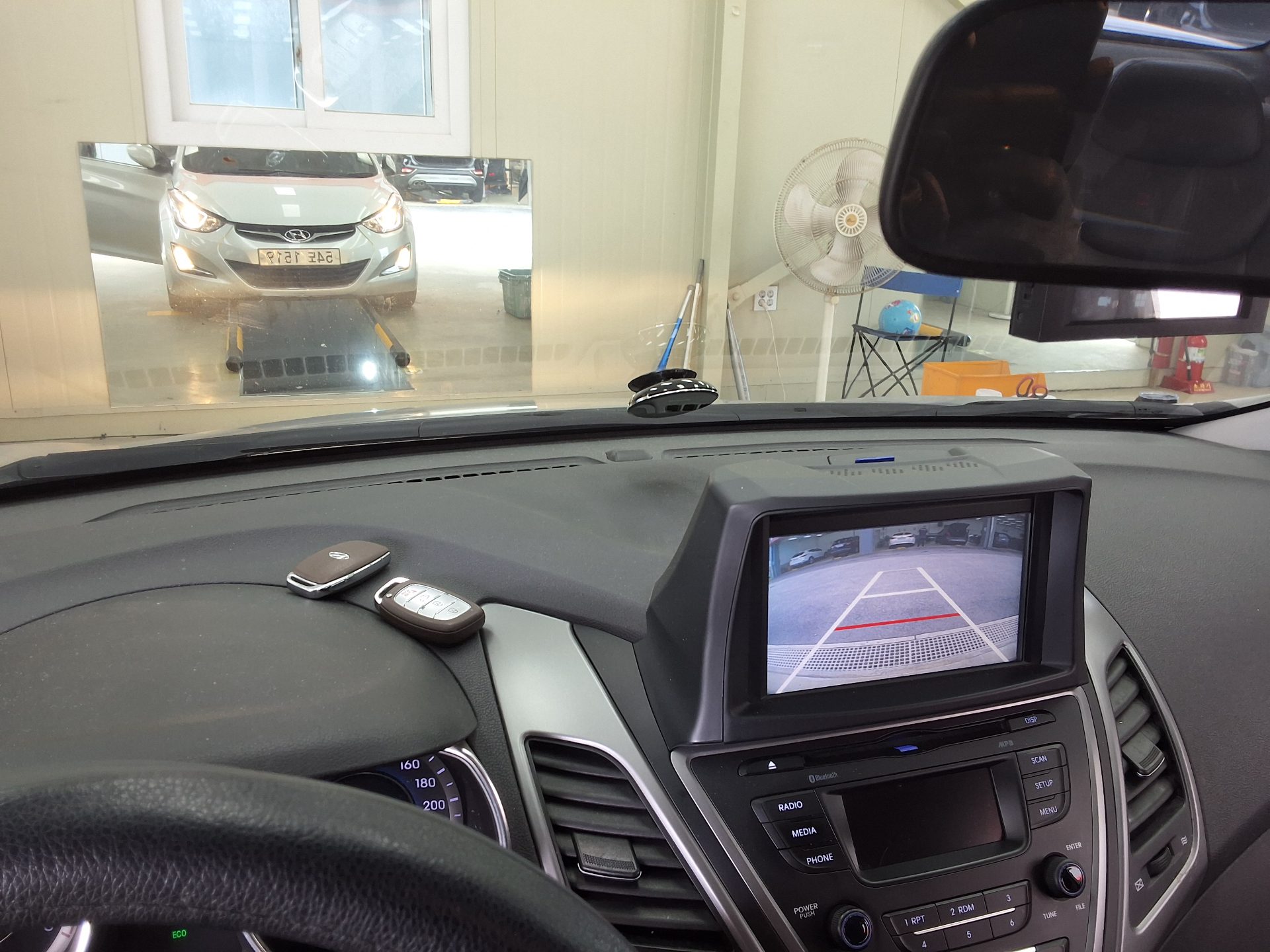 2014 - hyundai avante