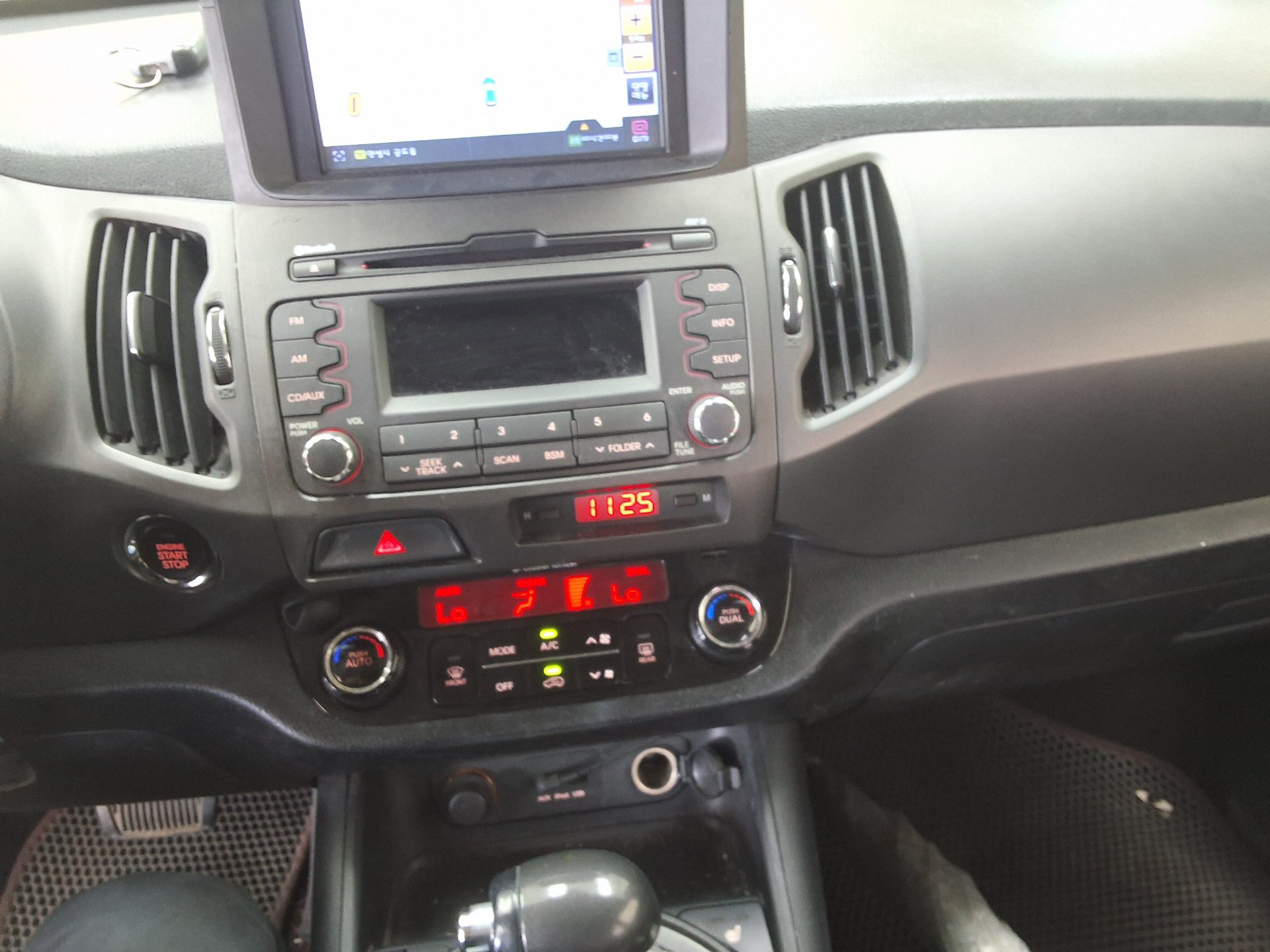 2012 - kia sportage