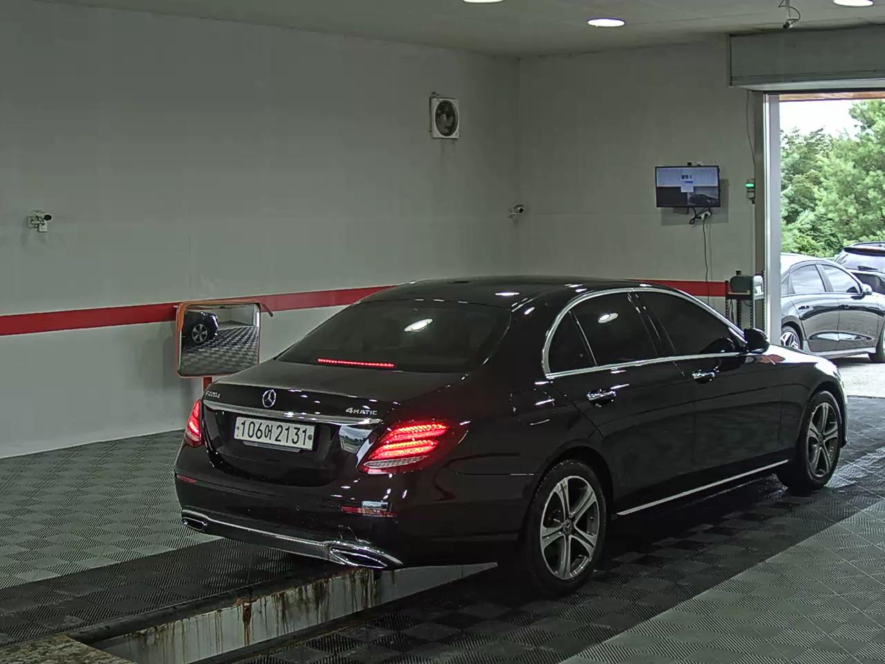 مرسيدس بنز E Class (5Th Gen) E220D Avantgarde 2019 E220d