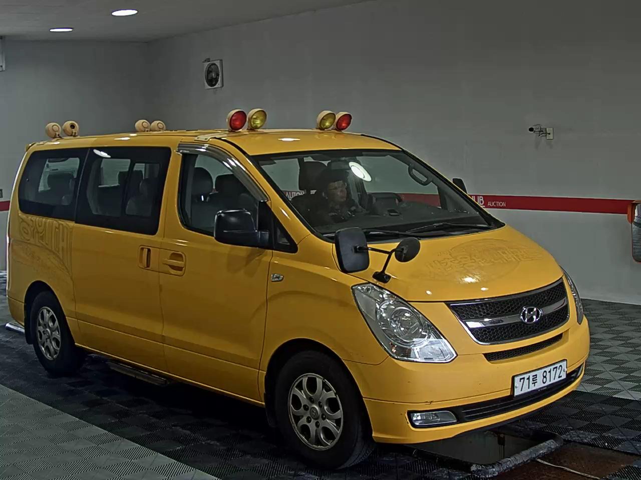 2015 - hyundai grand starex