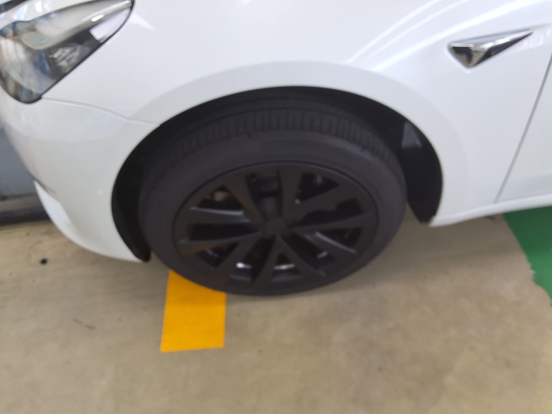 2020 - tesla model 3