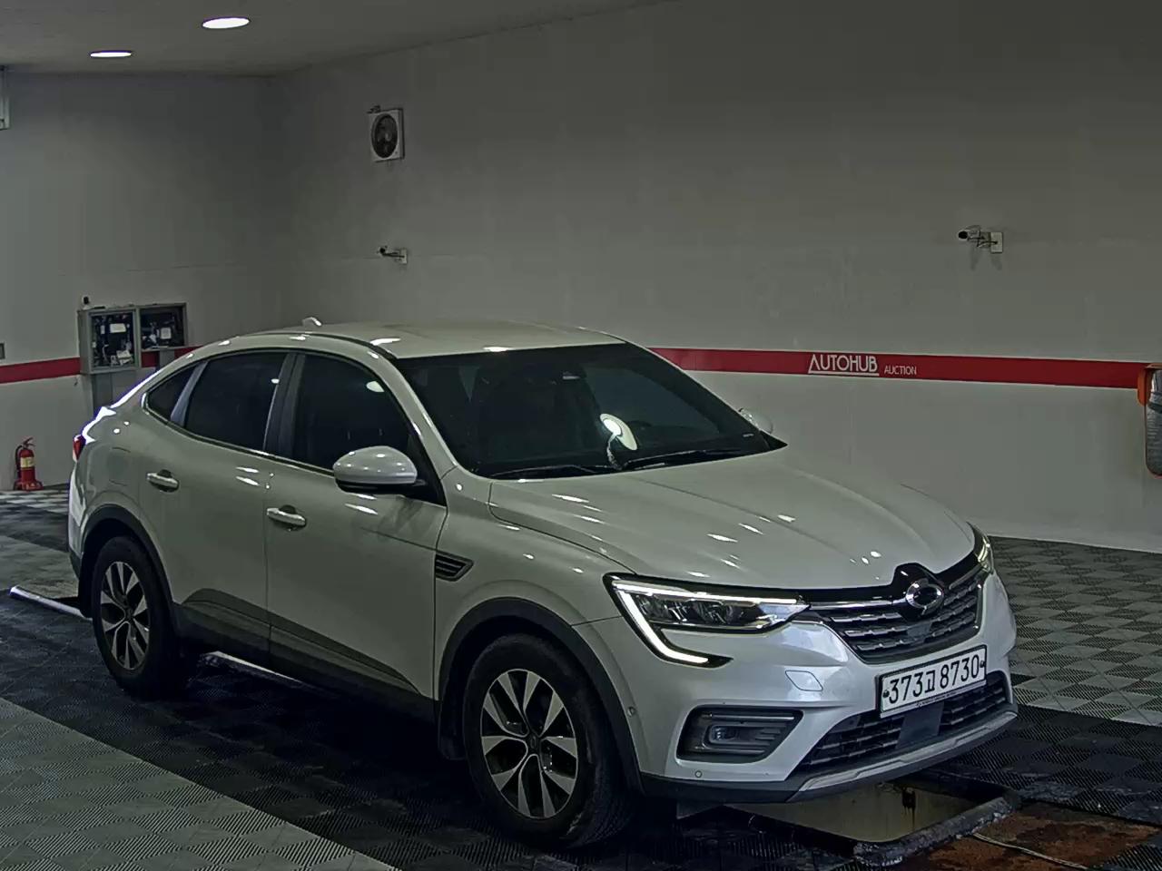 2020 - renault xm3