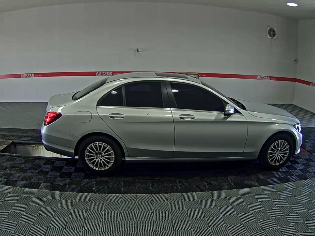 2015 - mercedes-benz c200
