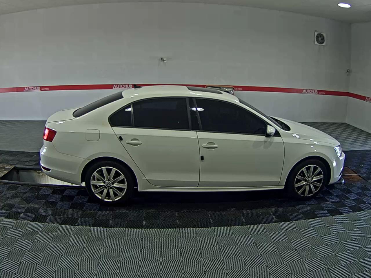 2013 - volkswagen jetta