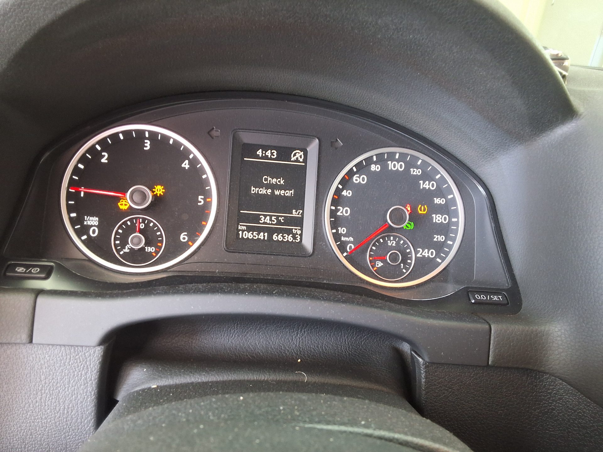 2014 - volkswagen tiguan