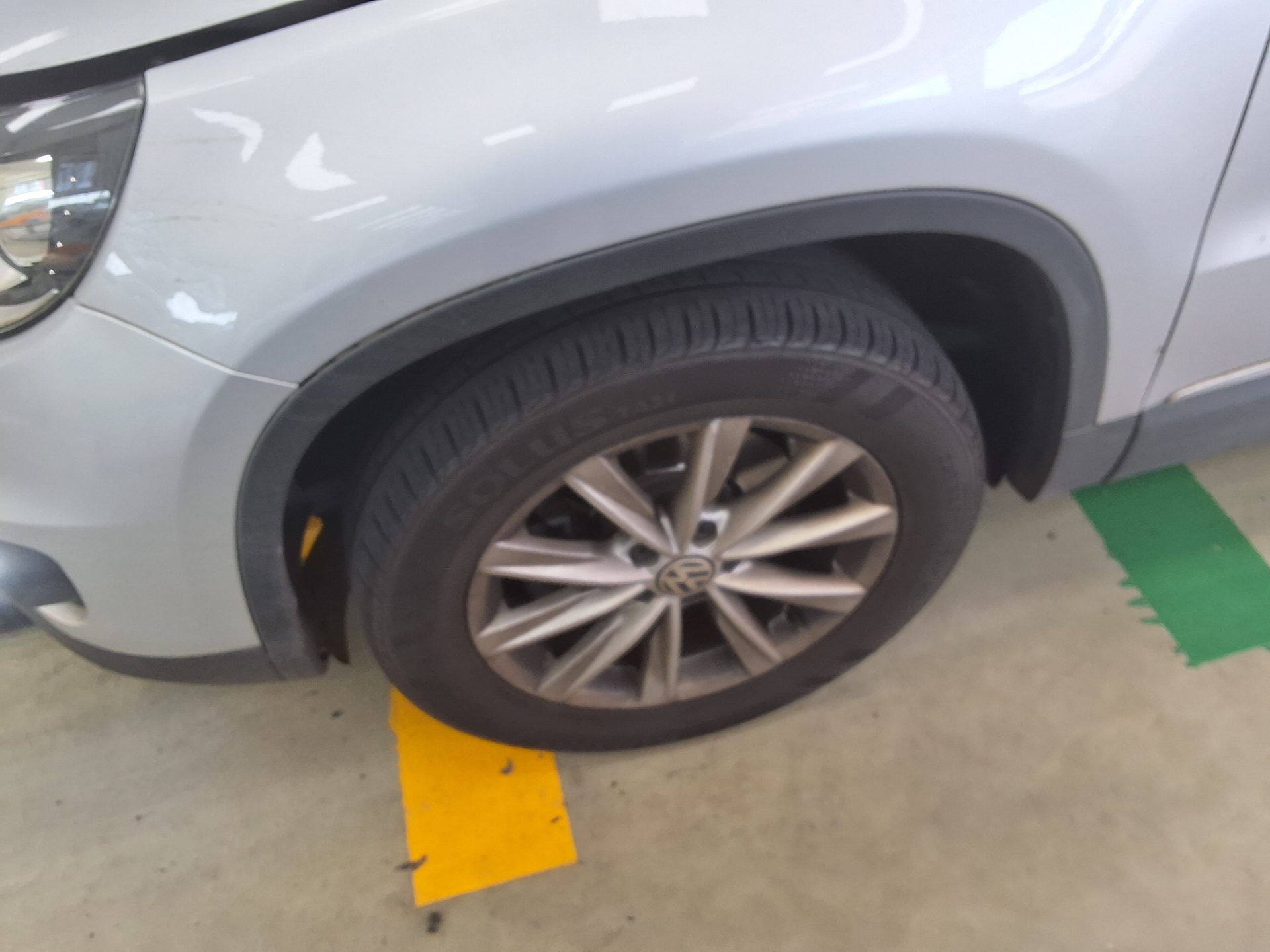 2014 - volkswagen tiguan