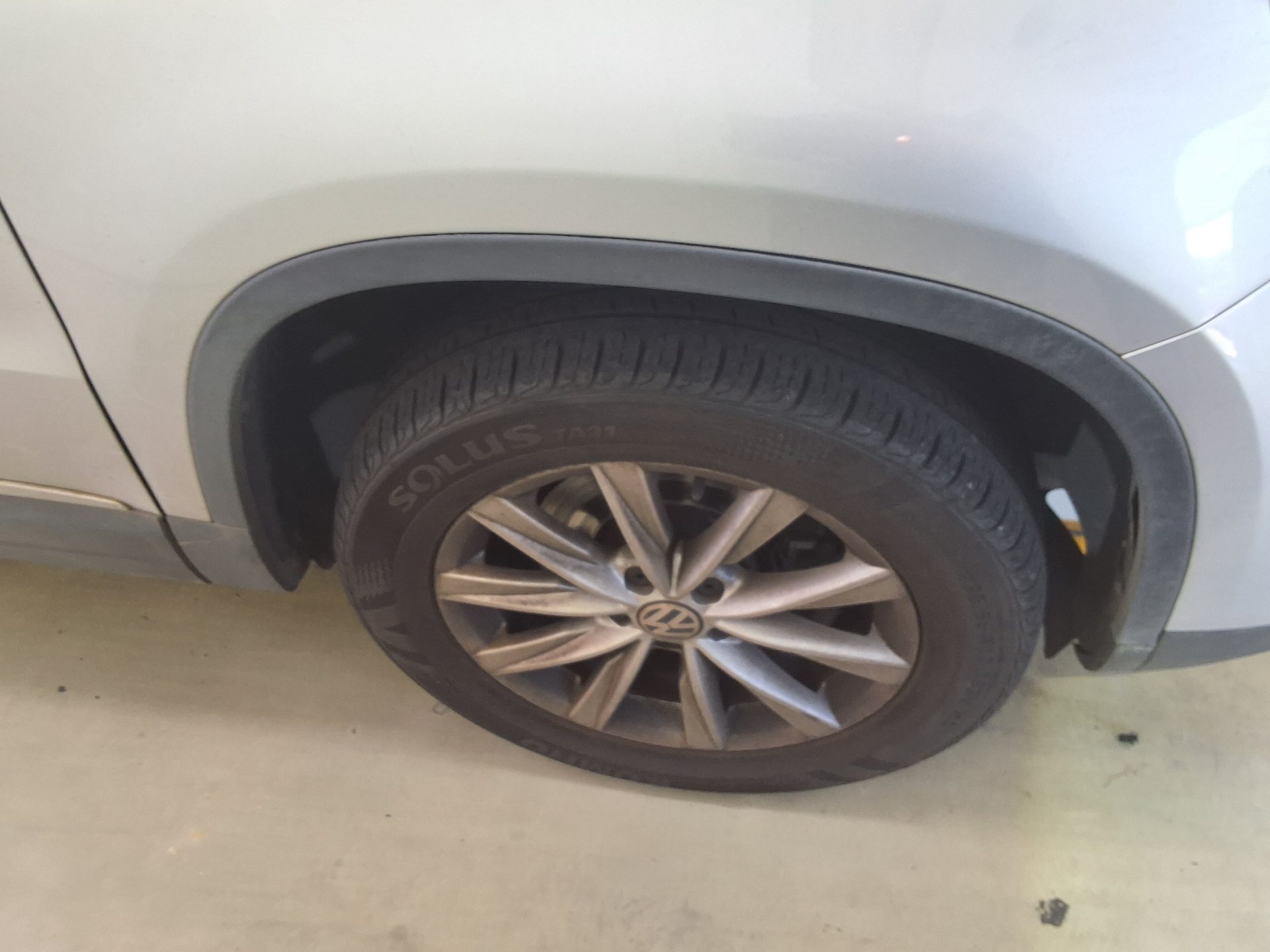 2014 - volkswagen tiguan