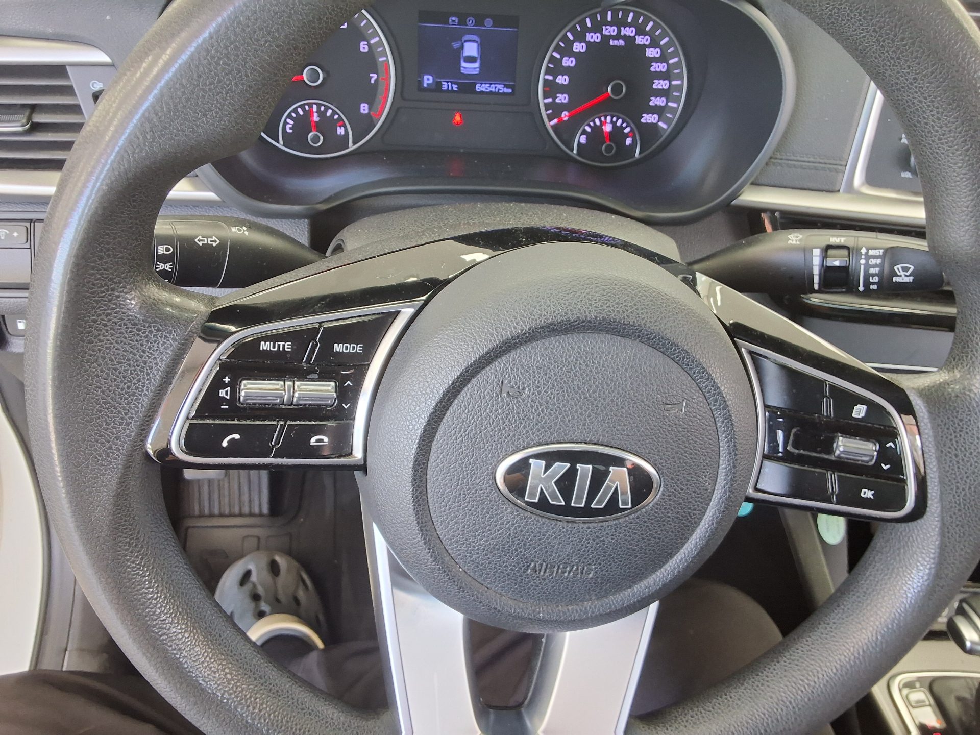 2021 - kia k5