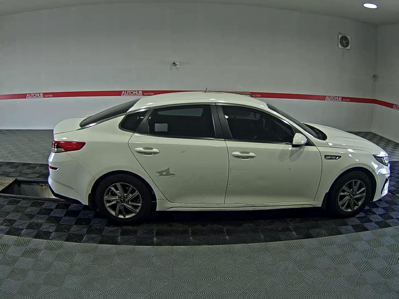 2021 - kia k5