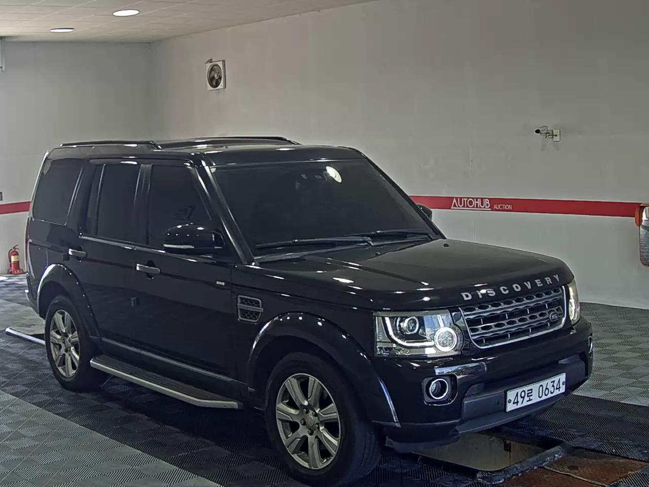 لاند روفر Rover Discovery 4 3.0 Sdv6 Se 2016 SE