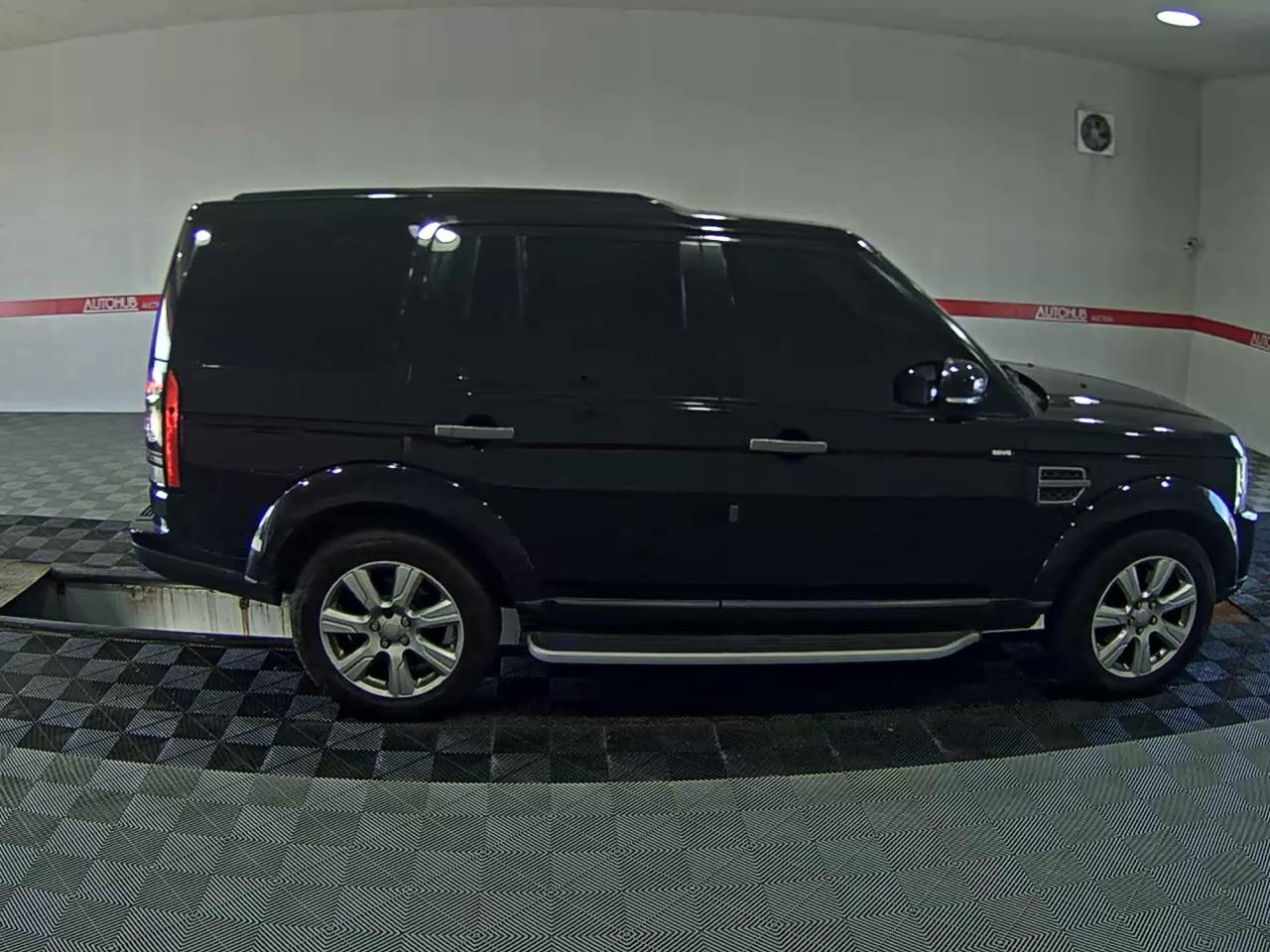 لاند روفر Rover Discovery 4 3.0 Sdv6 Se 2016 SE