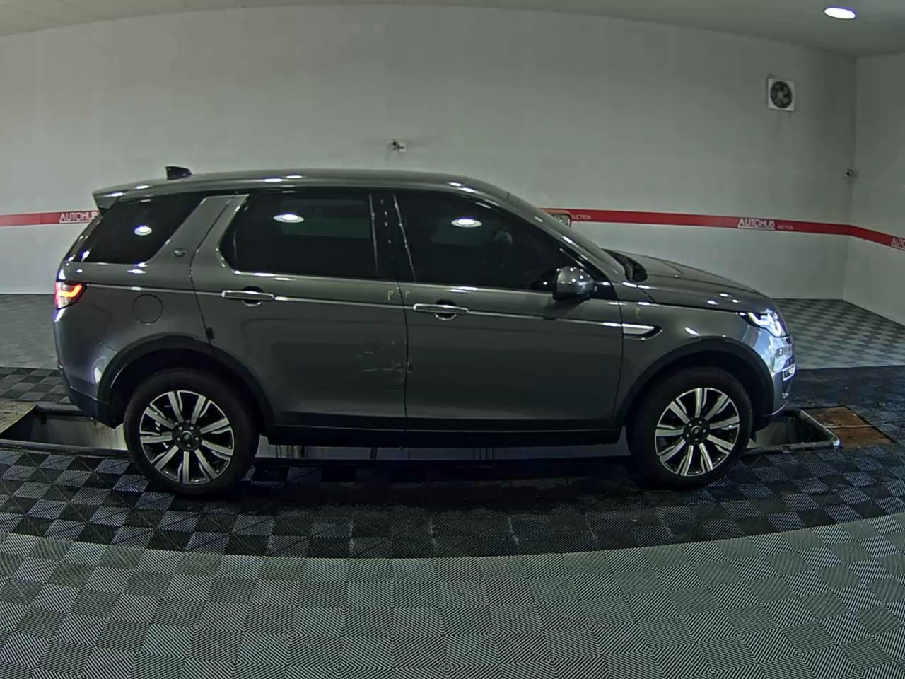 لاند روفر Rover Discovery Sport 2.0 Td4 Hse لكجري 2019 SPORT فاخر
