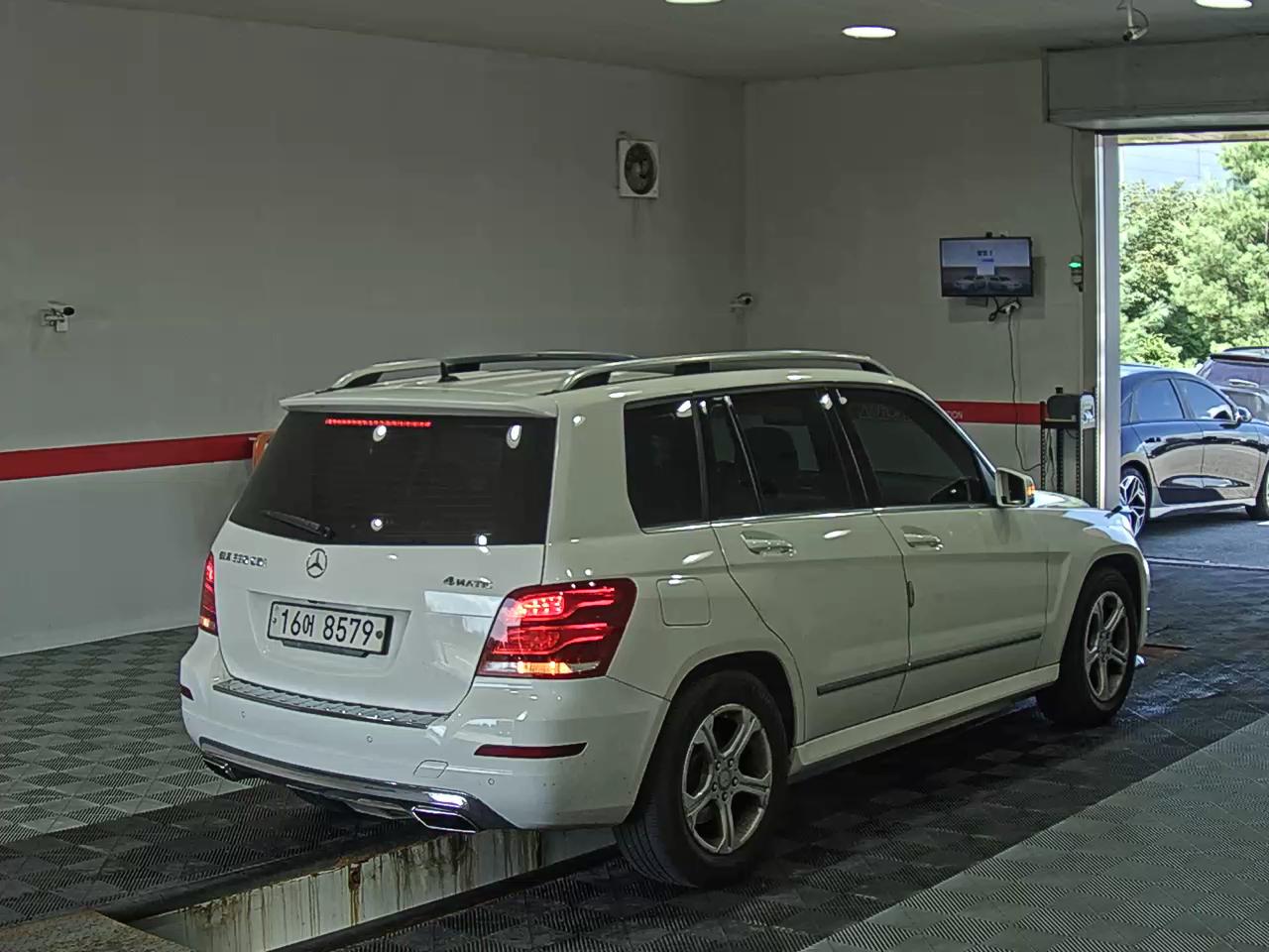 2015 - mercedes-benz glk220