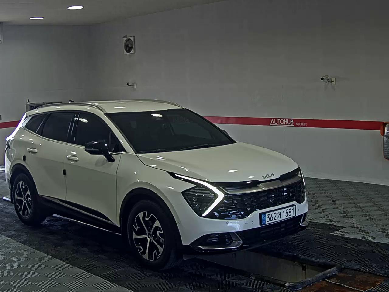 2023 - kia sportage