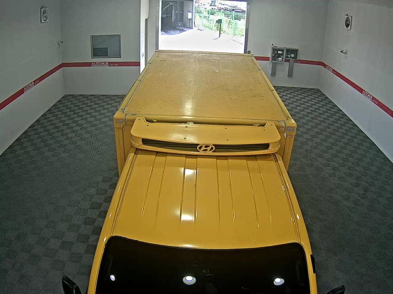 2022 - hyundai truck