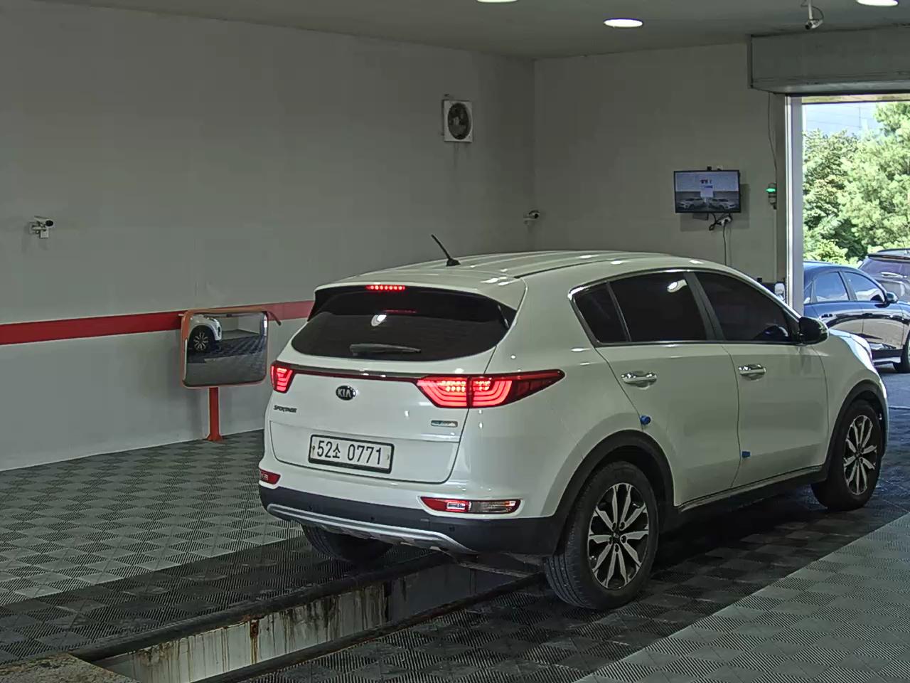 2016 - kia sportage