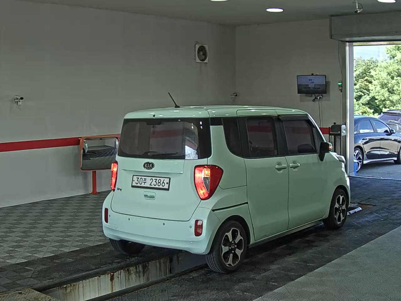2013 - kia ray