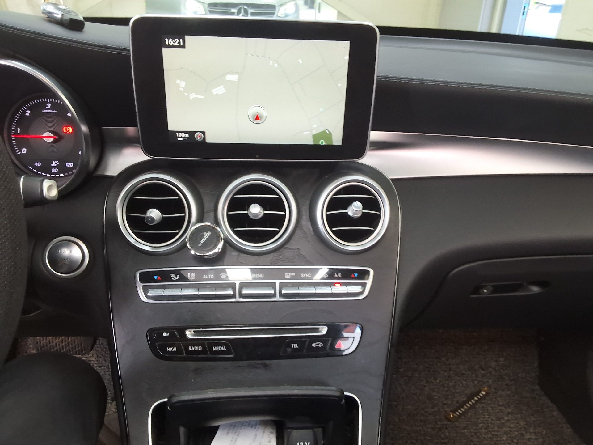 2016 - mercedes-benz glc 220d