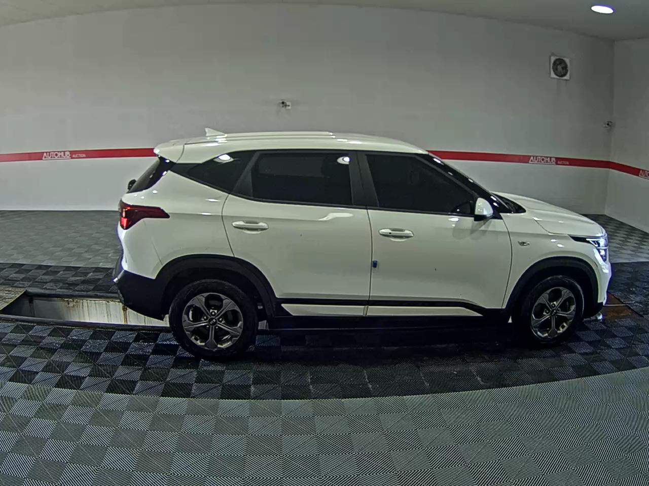 2021 - kia seltos