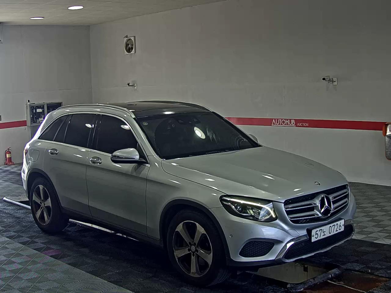 2016 - mercedes-benz glc 220d