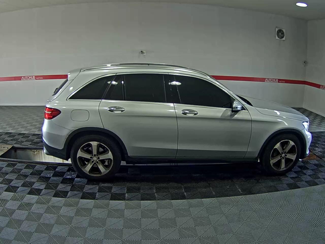 2016 - mercedes-benz glc 220d